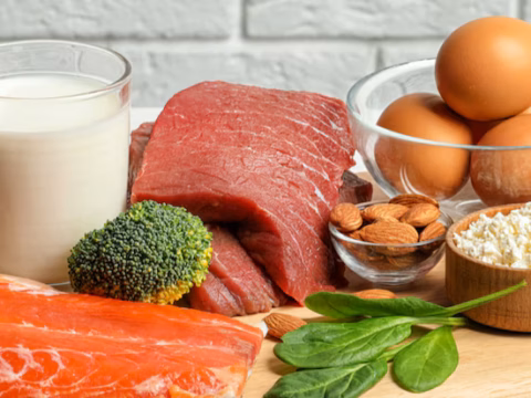 Ăn uống đúng cách để duy trì hệ miễn dịch mạnh mẽ khi giao mùa